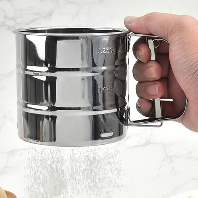 De Zeef van het ZeefjeFine Mesh Flour Sieve Powdered Sugar van het keukenroestvrije staal