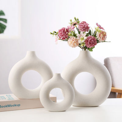 De noordse Veelkleurige Ronde Vaas van de Bloemdoughnut voor Huisdecor