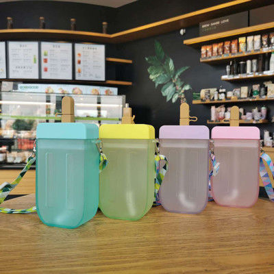 300ml plastic Leuke Waterfles Veelkleurig met Stro