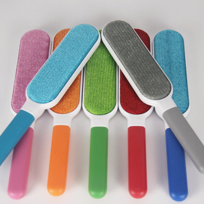ABS Plastic het Vlekkenmiddelenborstel van het Huisdierenhaar met Zelfreinigende Basis