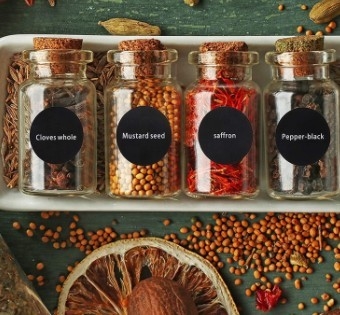 5oz keuken die Lege Kruidkruiken met Cork Lids And Labels kruiden