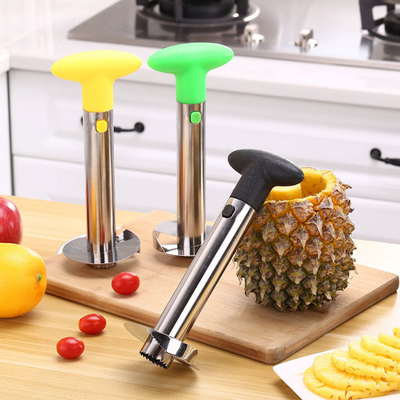 Houseware van het schil Vrije Roestvrije staal Ananas die Hulpmiddelsnijmachine met Afneembaar Handvat uitboren