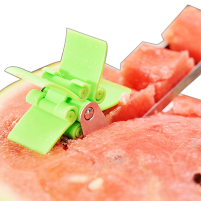 Van de de Watermeloensnijmachine van de roestvrij staalkubus de Gadgets van de de Snijderskeuken