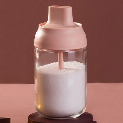 De transparante Containers die van de Glasspecerij de Kruiken van het Keukenkruid kruiden