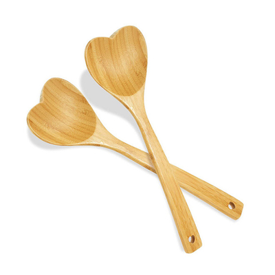 Houten Hart Gevormde die Bamboelepel voor het Koken van Lepel Liefde wordt gegraveerd