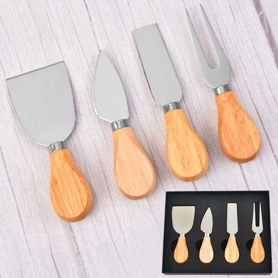 de Kaasmessen van 4pcs 6pcs met Houten Handvatroestvrij staal dat worden geplaatst