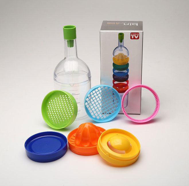 Multifunctionele 8 in 1 Reeks van het Keukenhulpmiddel Juice Bottle Grater Fruit en Plantaardige Koppen