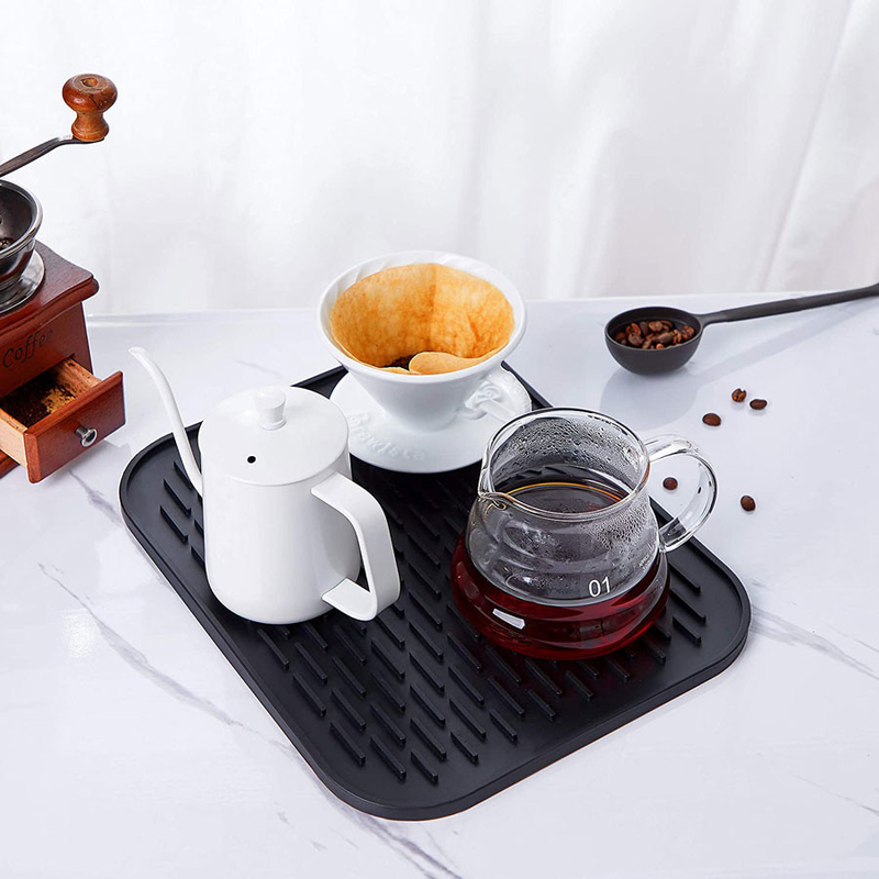 De hittebestendige Schotel die van het Afdruipreksilicone Mat For Pour Over Coffee-Makerzwarte drogen